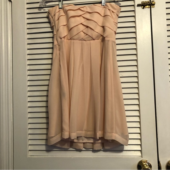 Express Pink Chiffon Polyester Lining Strapless Pleated Skirt Mini Dress - Picture 1 of 4